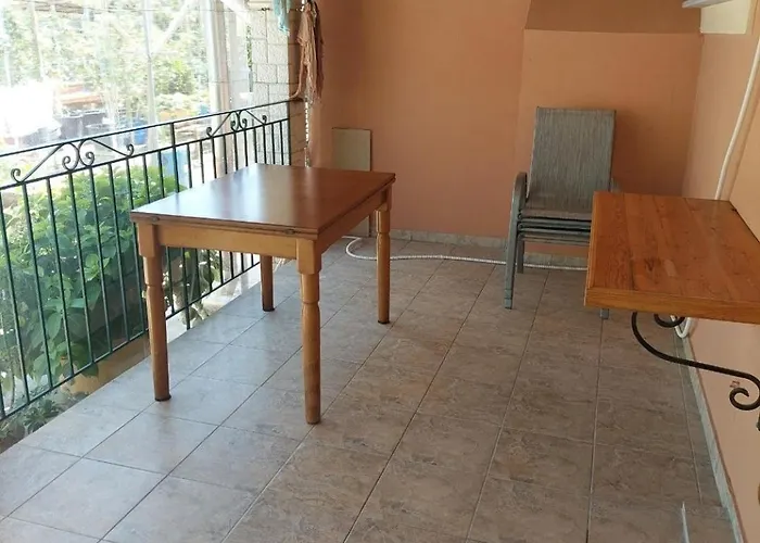 Angelos House Apartament Ýpsos